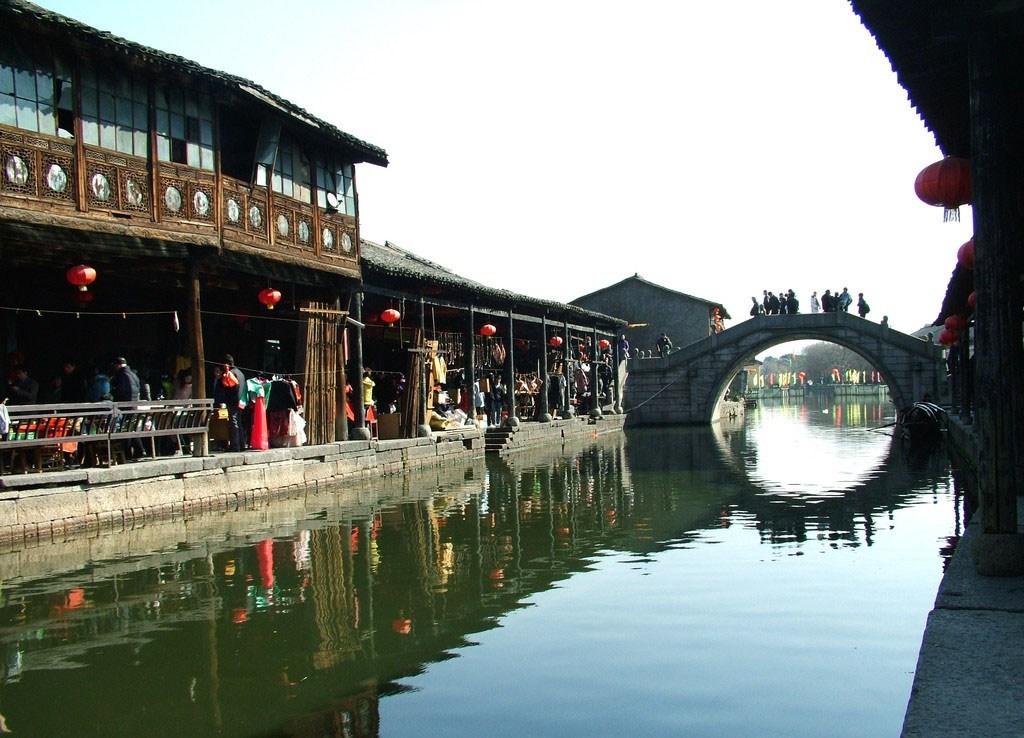 逃离遗弃的建筑3