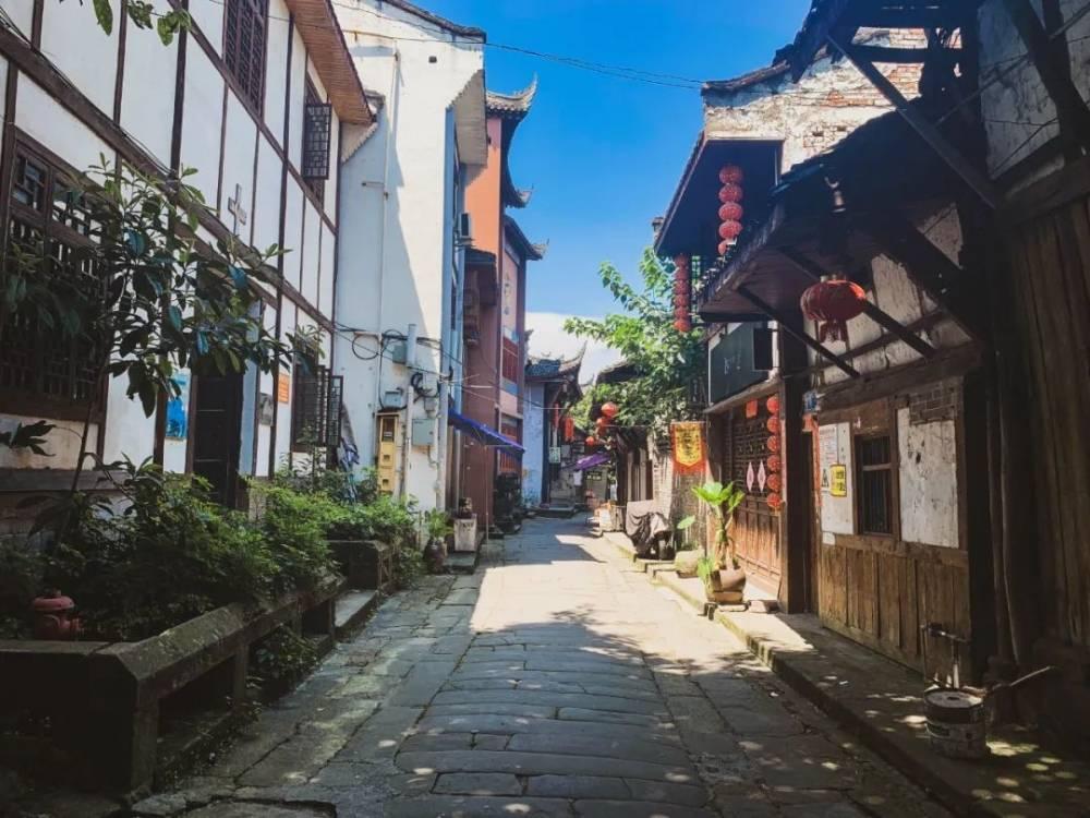 大跳跃的方块